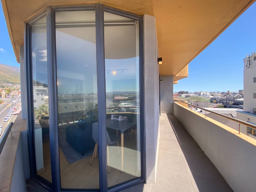 1 Bedroom Property for Sale in Woodstock Western Cape